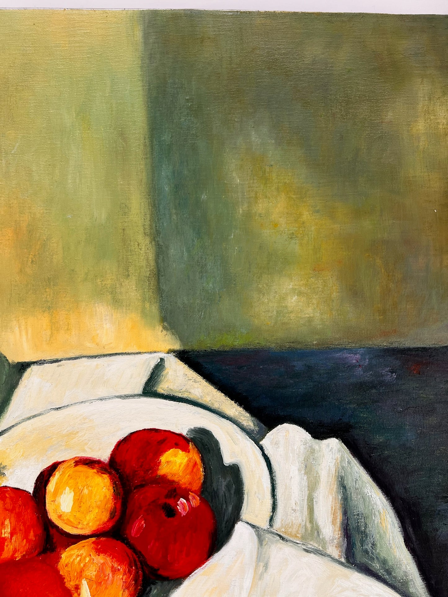 Nature morte avec fruits et bouteille verte – Peinture à l'huile post-impressionniste peinte à la main sur toile (64 × 80 cm)