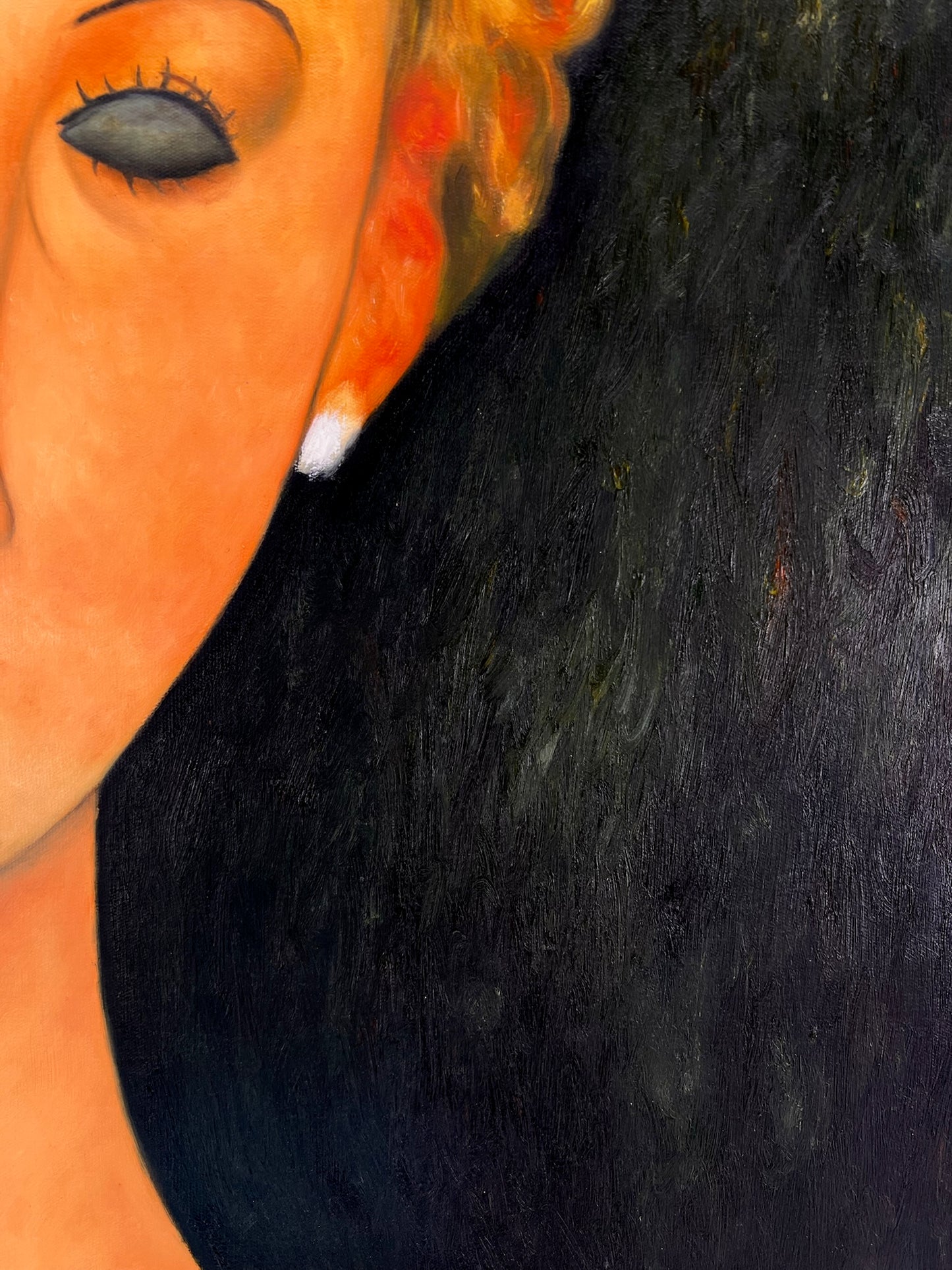 Femme avec des boucles d'oreilles – Huile sur toile peinte à la main (60 × 80 cm)